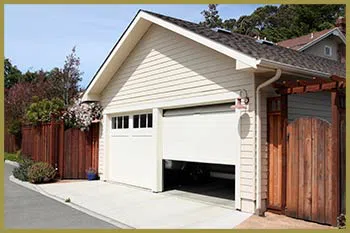 Security Garage Door Repair Service White Lake, MI 248-486-1670 - serv-sid-res-gr-33m